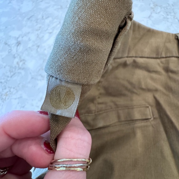 Lululemon - set of 2. Men’s Oxford Commission Classic 7” shorts - Picture 6 of 16